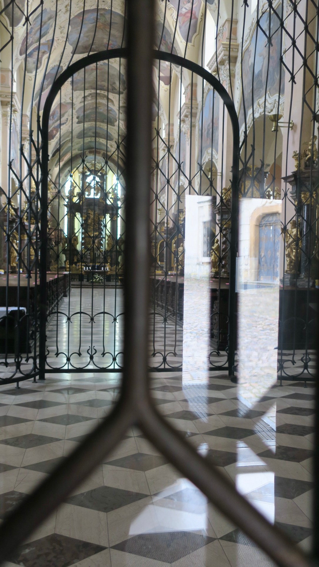 4EE6AE69-D159-4070-86DE-6BE512BE2698_1_201_a