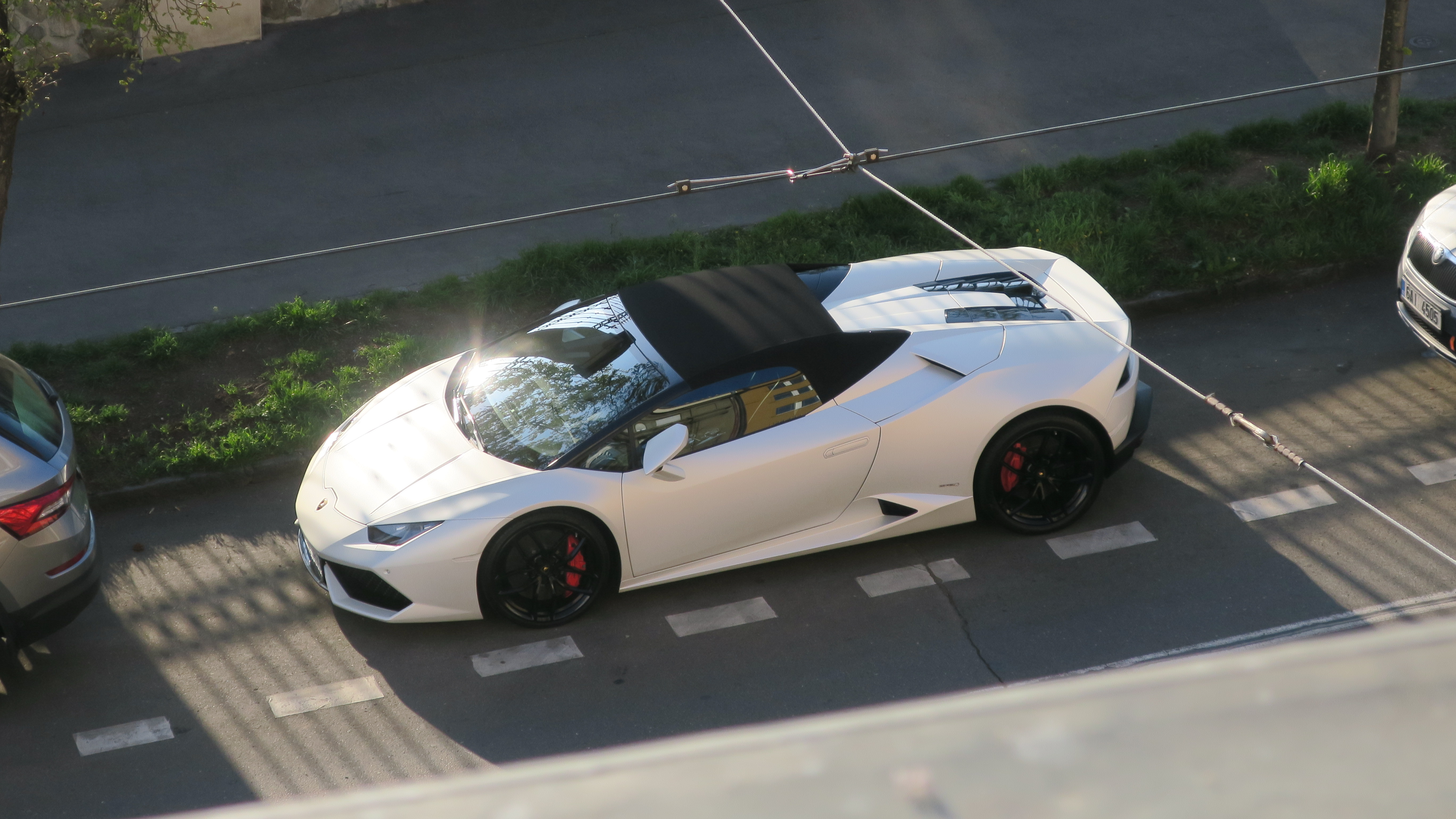 A9917C19-6D93-4DE8-8680-5F3D91ED8ACE